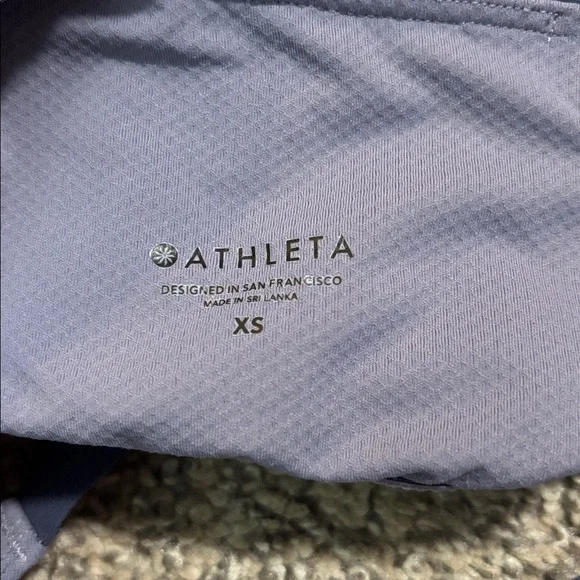 Athleta Intention Crop size XS - Picture 4 of 4